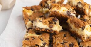 Crispy Soft and Gooey Chocolate Chip Cheesecake Bars