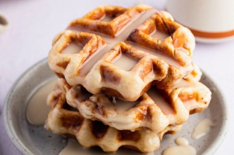 Cinnamon Roll Waffles (Easy Recipe)