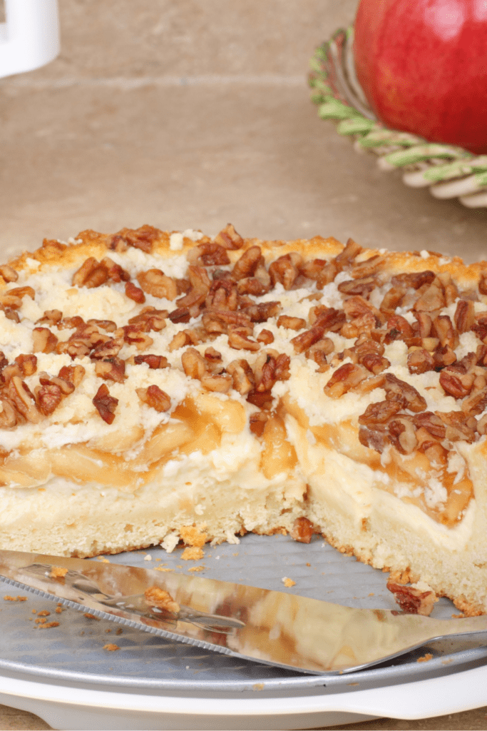 Cream Cheese Coffee Cake with Pecan Nuts